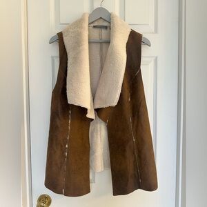 Bagatelle Faux Shearling Open-Front Vest – Brown & Cream – Size Small
